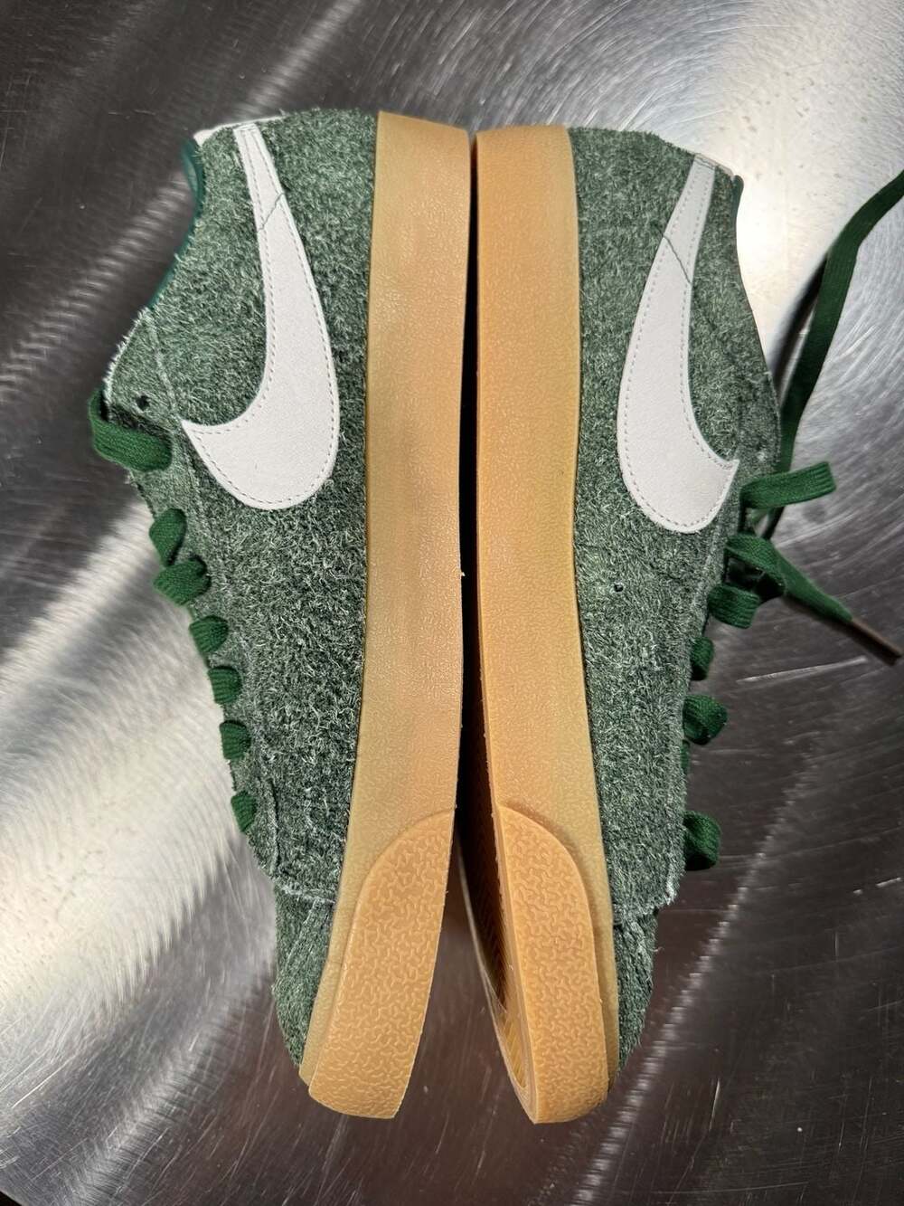 Nike Blazer Low x Devin Booker x Chevrolet 'Team Dark Green' Size 10.5 - Picture 6 of 8